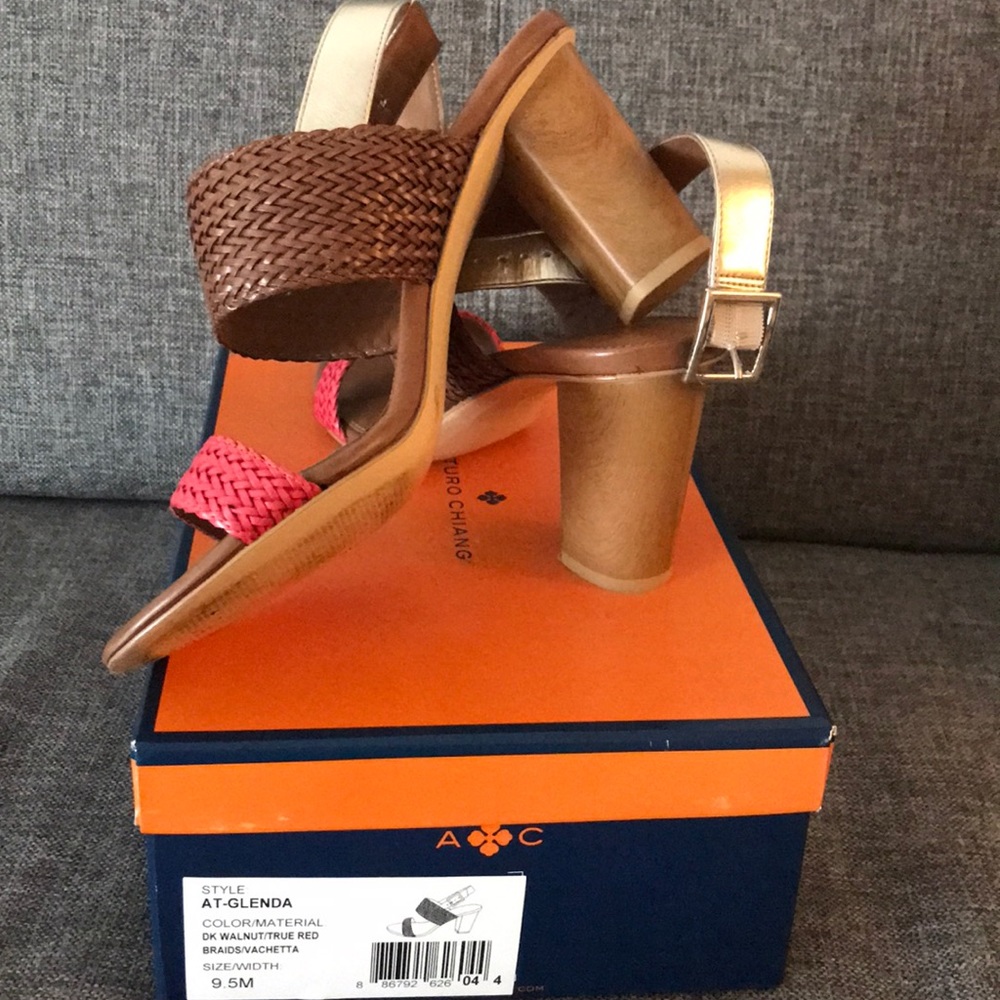 Sandal heels